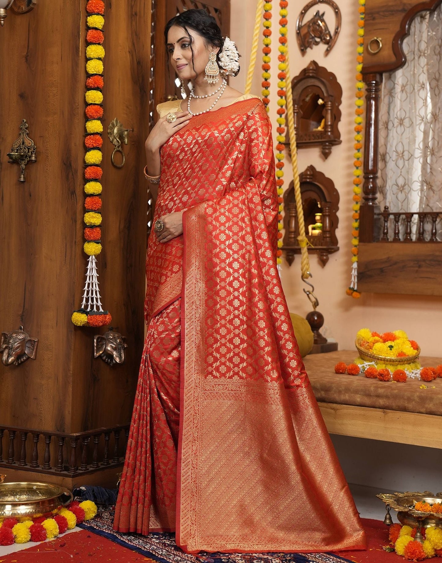 Red Banarasi Silk Saree | Leemboodi