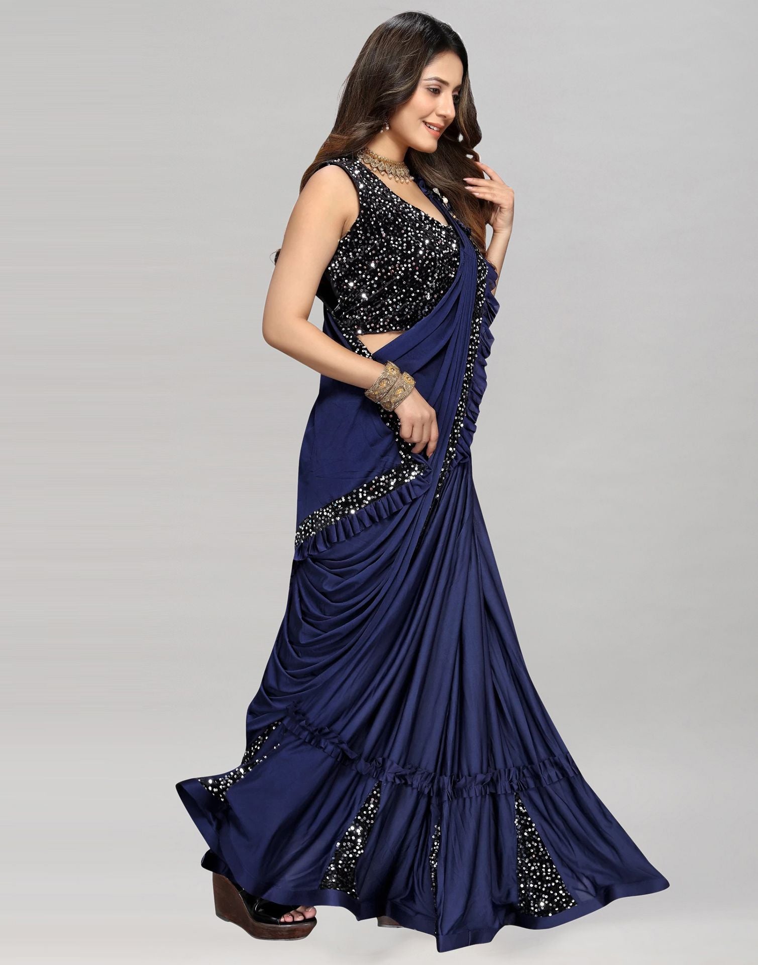 Blue Plain Pre-draped Saree | Leemboodi