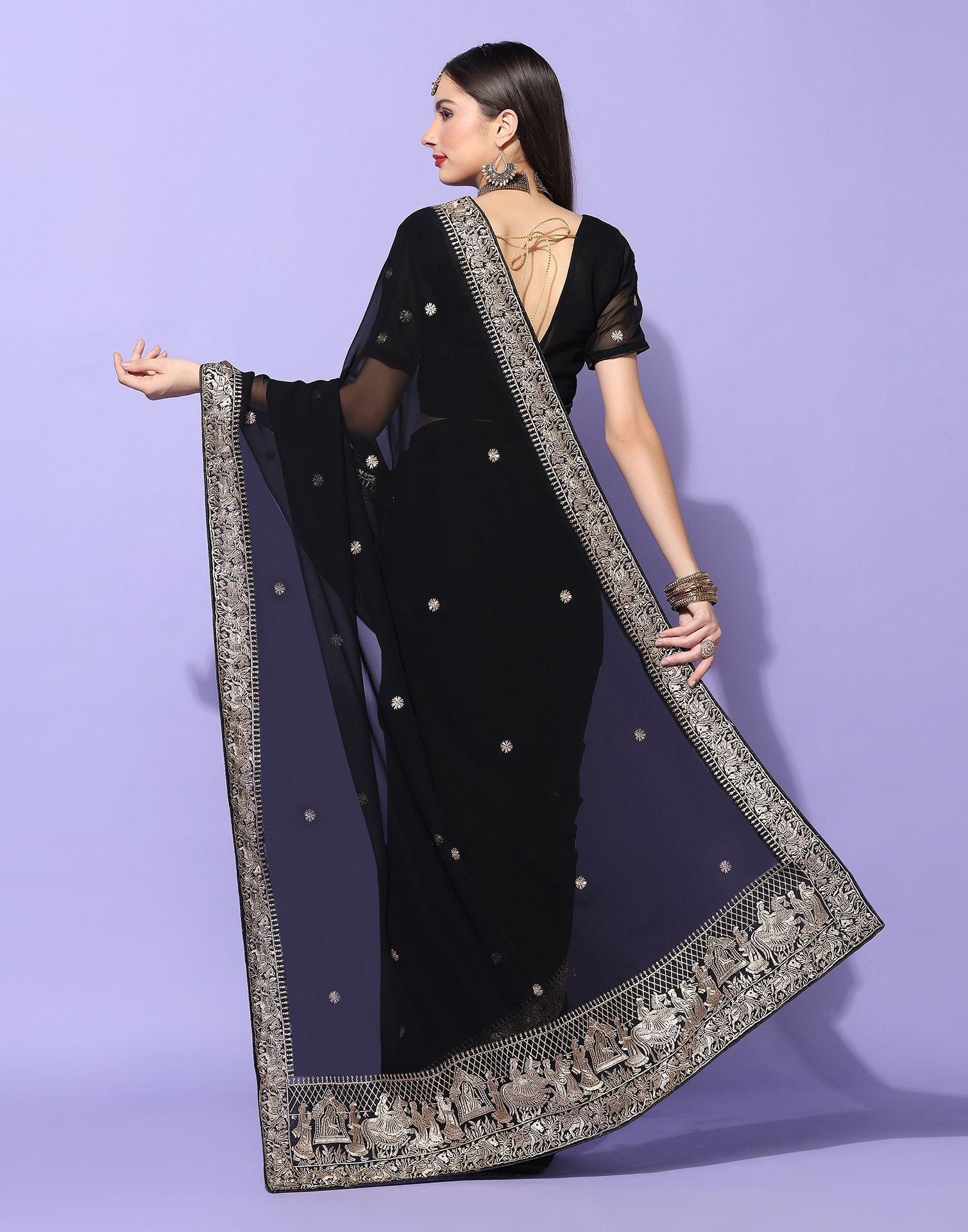Black Embroidery Saree | Leemboodi