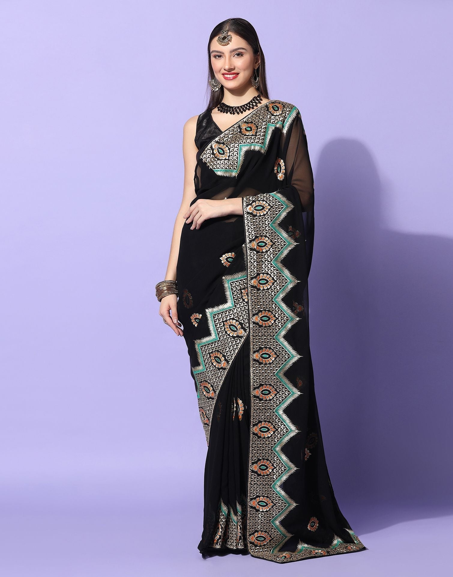 Black Embroidery Saree | Leemboodi
