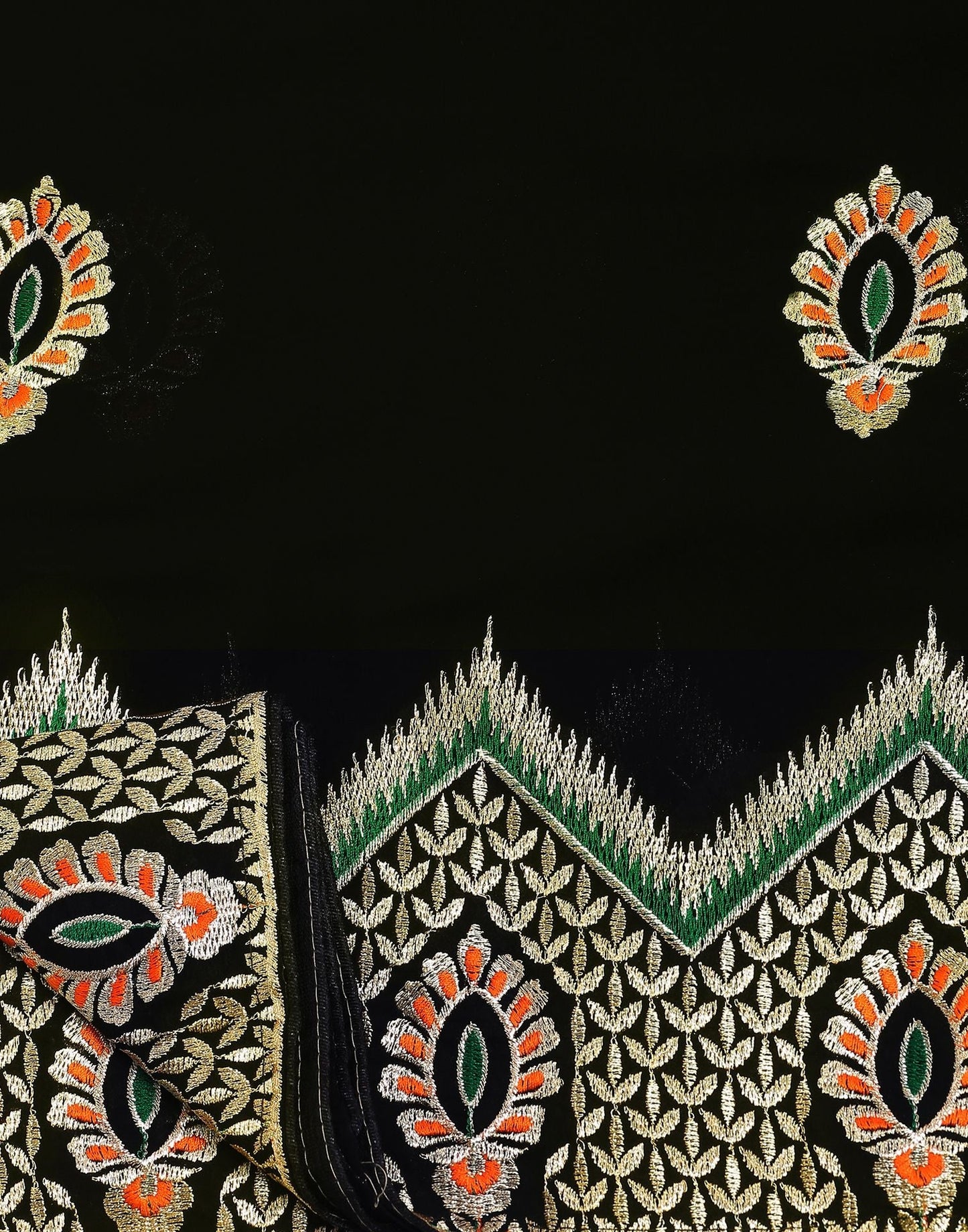 Black Embroidery Saree | Leemboodi
