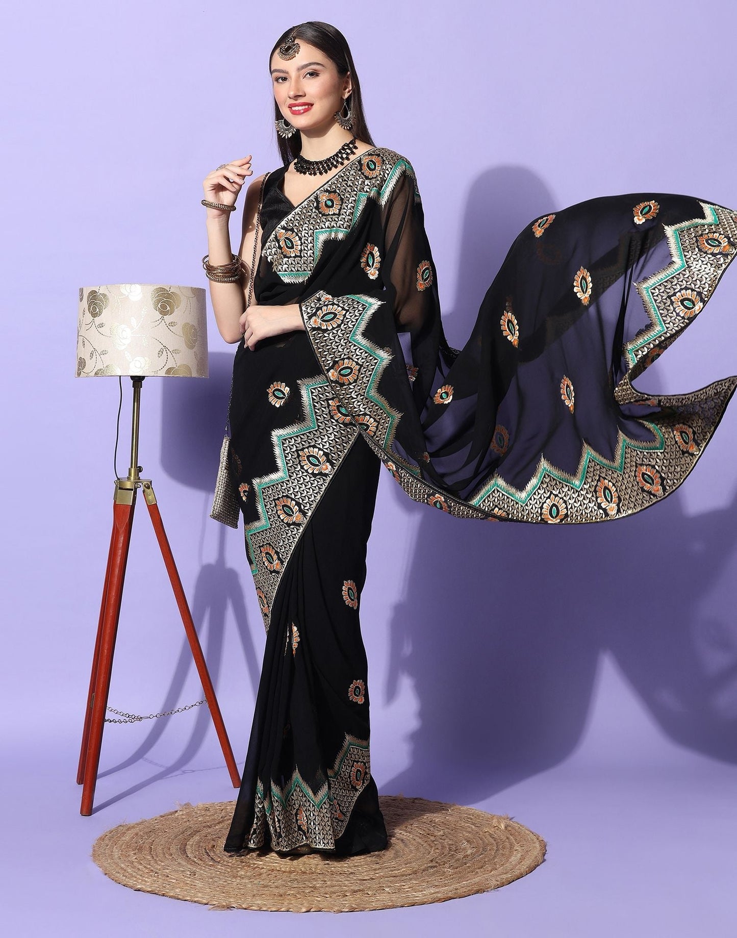 Black Embroidery Saree | Leemboodi
