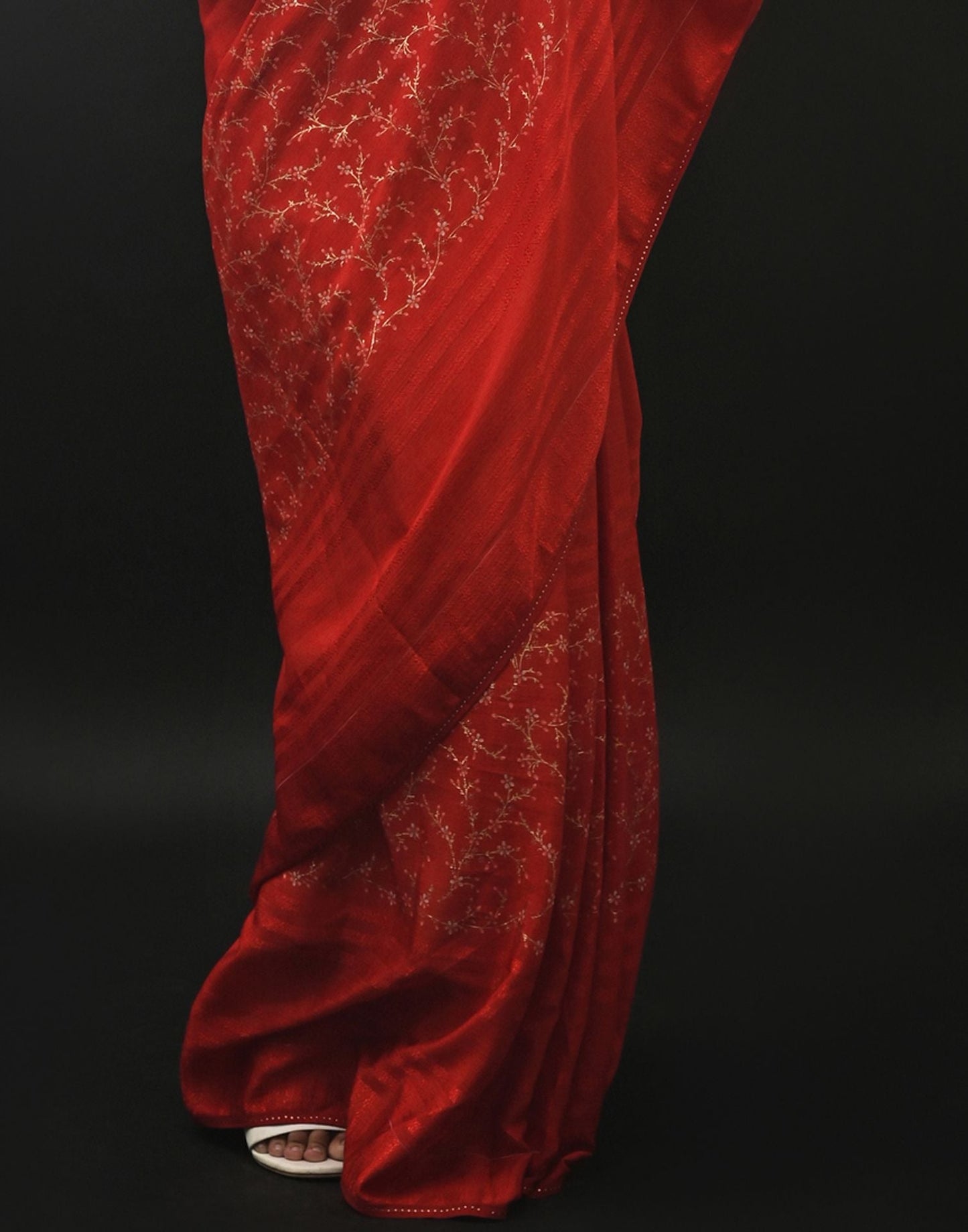 Red Chiffon Printed Saree | Leemboodi