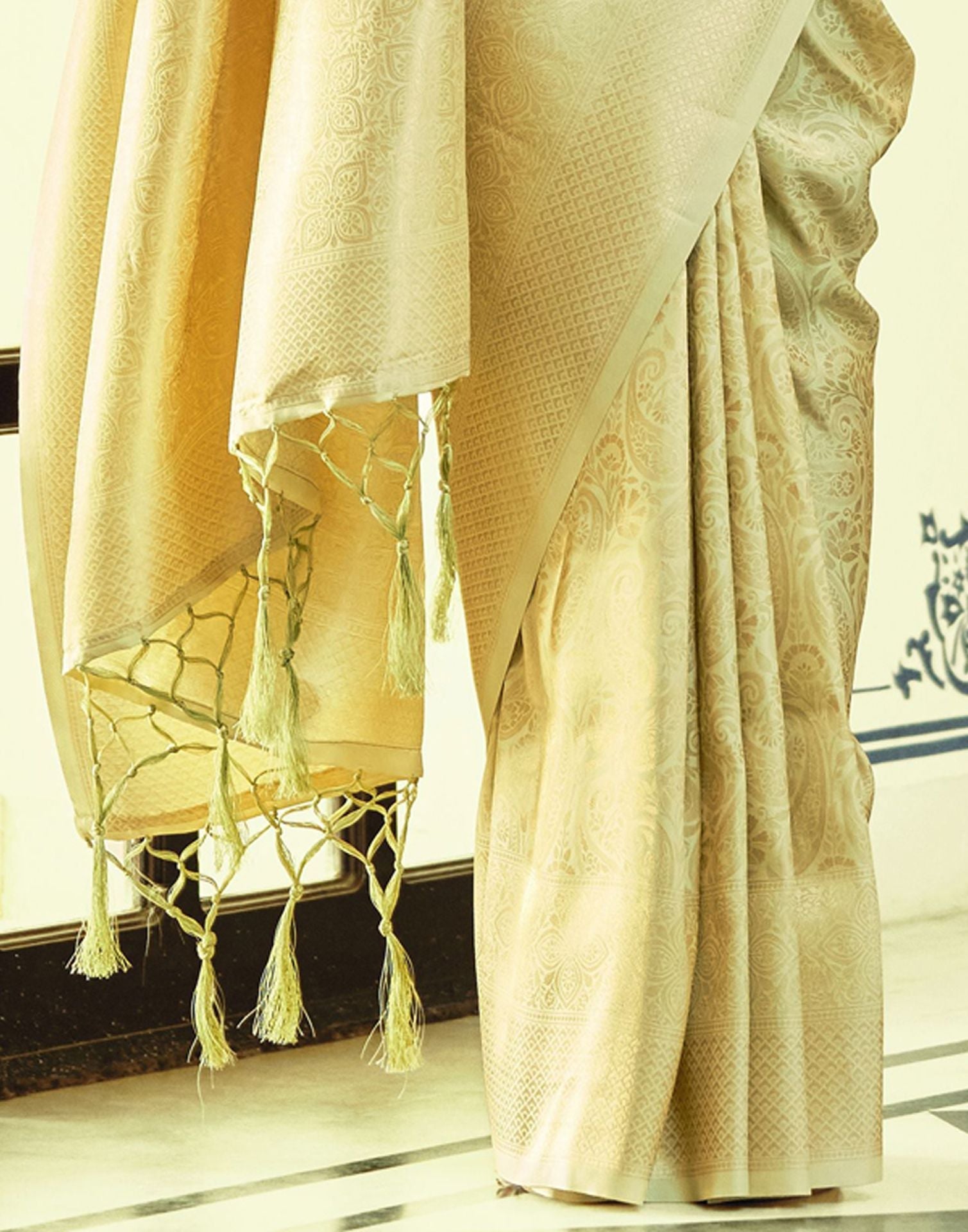 Pista Green Kanjivaram Silk Saree | Leemboodi
