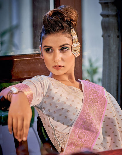 Off White Silk Banarasi Saree | Leemboodi