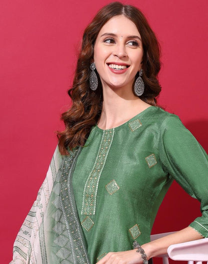 Green Kurti With Pant And Dupatta | Leemboodi