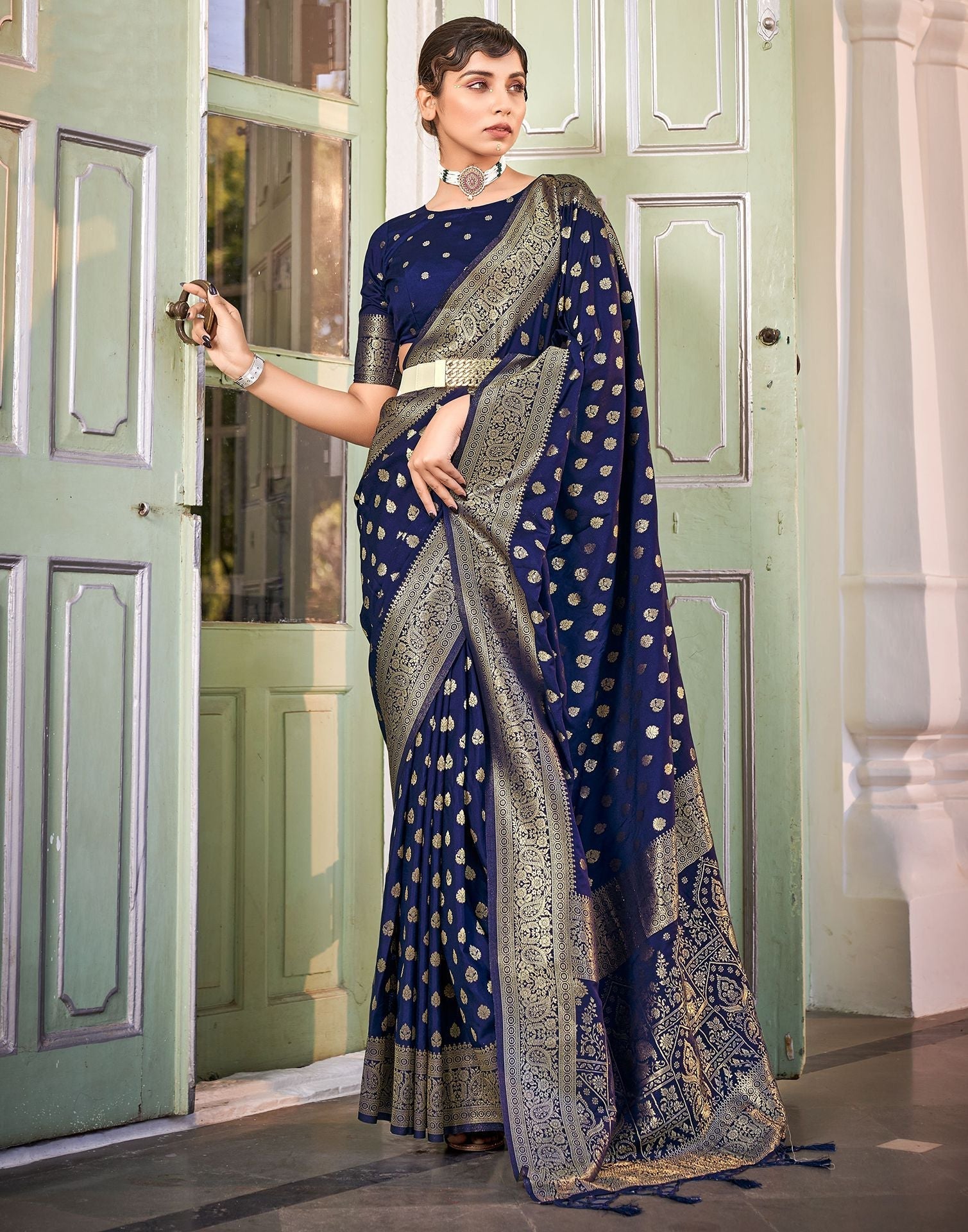 Navy Blue Banarasi Saree | Leemboodi