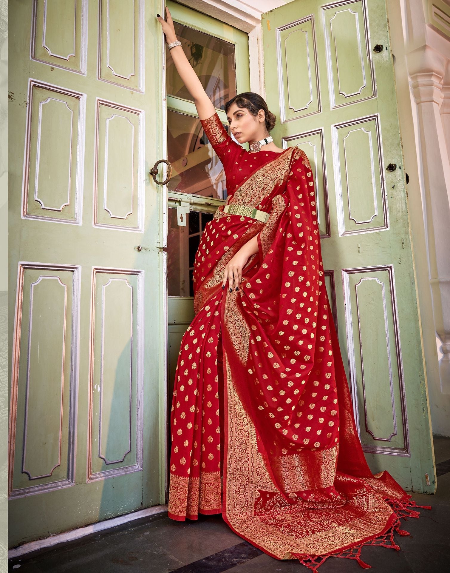 Red Banarasi Saree | Leemboodi