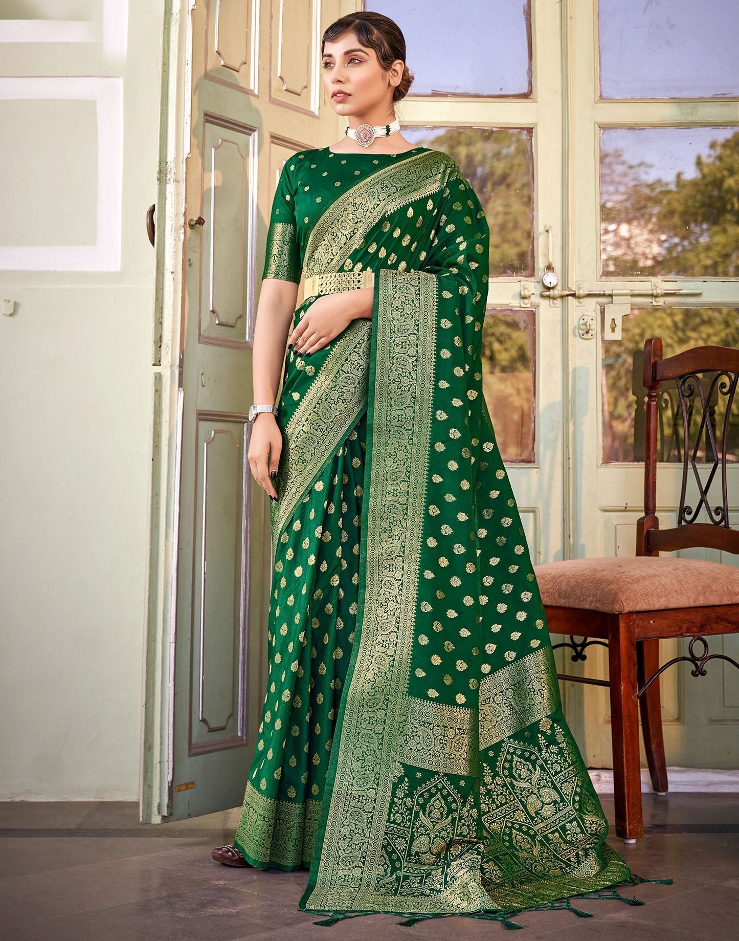 Green Banarasi Saree | Leemboodi