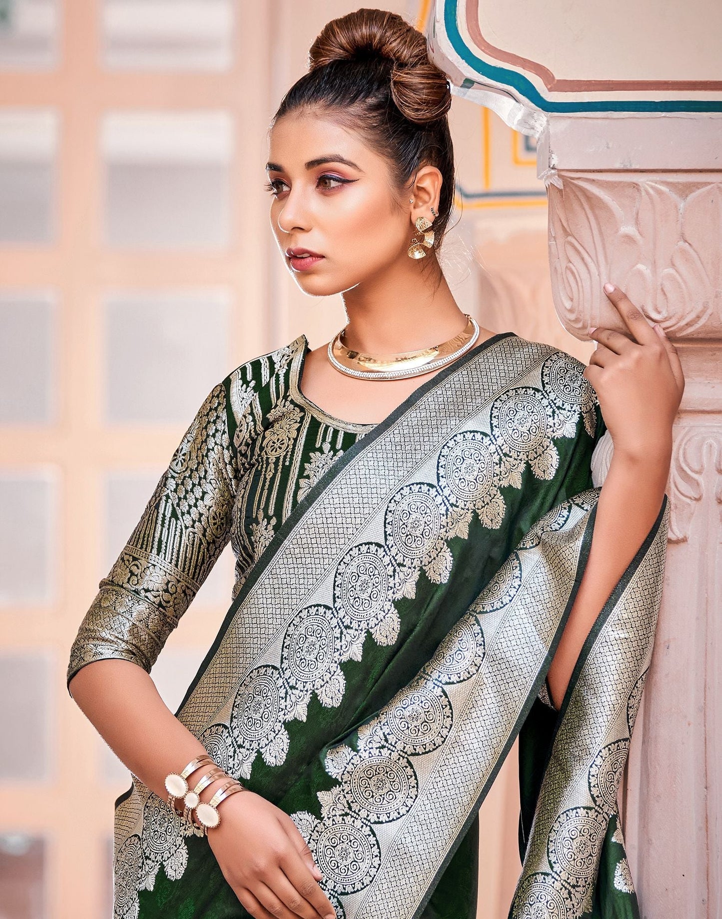 Dark Green Silk Banarasi Saree | Leemboodi
