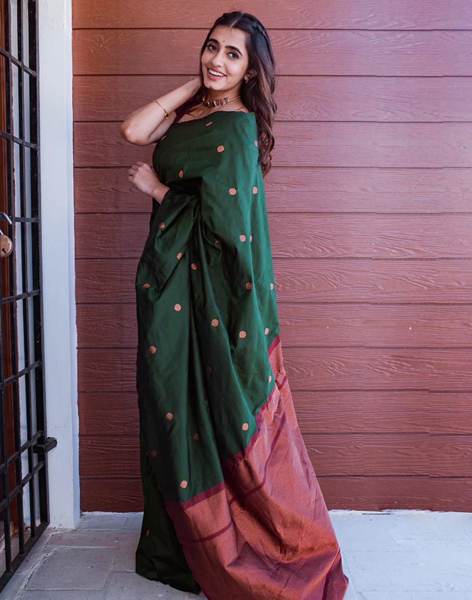 Dark Green Silk Banarasi Saree | Sudathi