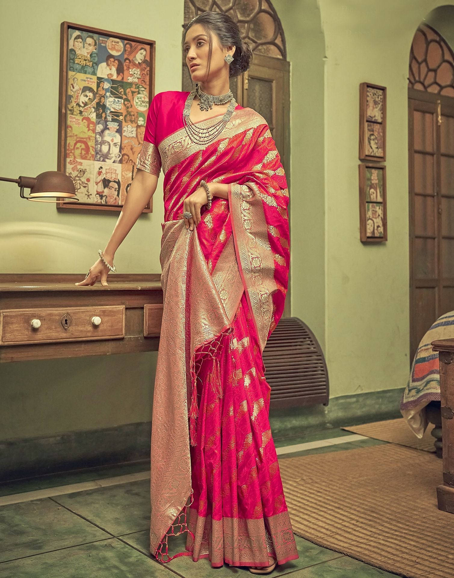 Pink Silk Banarasi Saree | Leemboodi