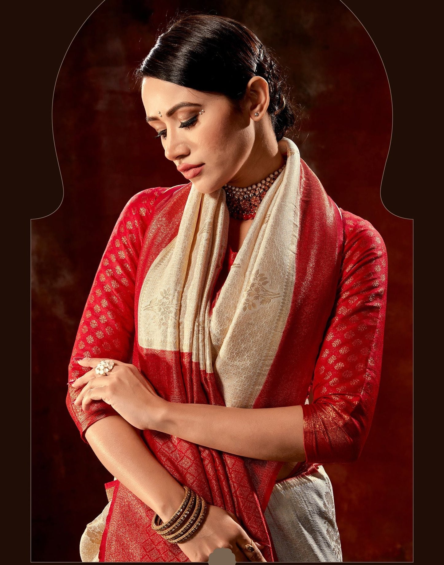 Cream Silk Banarasi Saree | Leemboodi