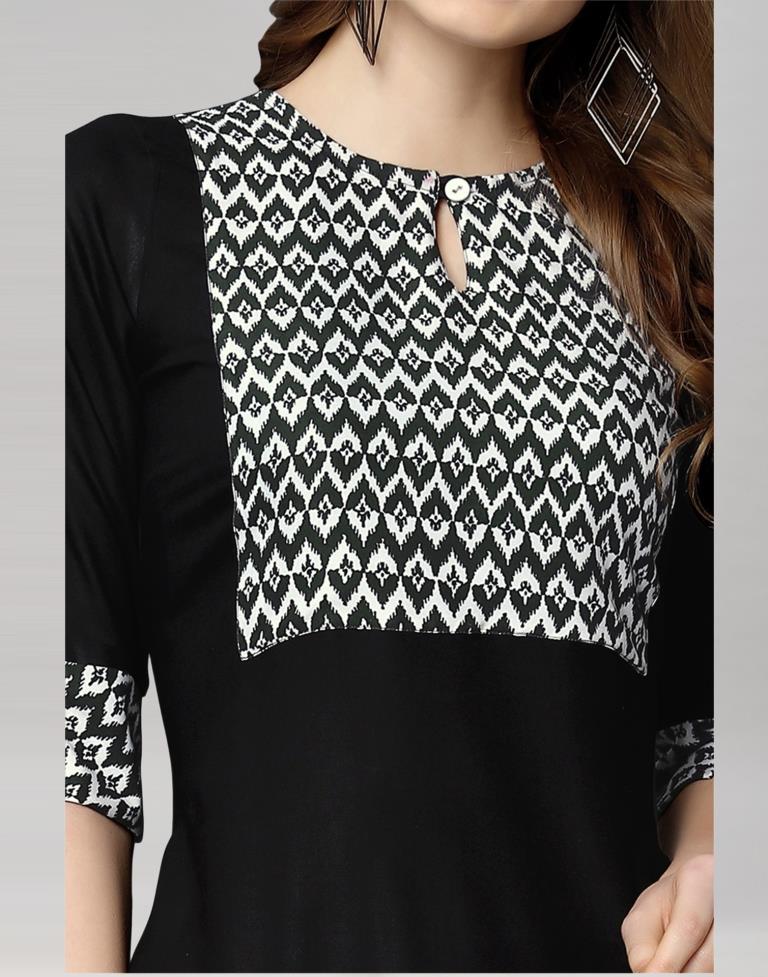 Black Coloured Rayon Printed Kurti With Pant | Sudathi