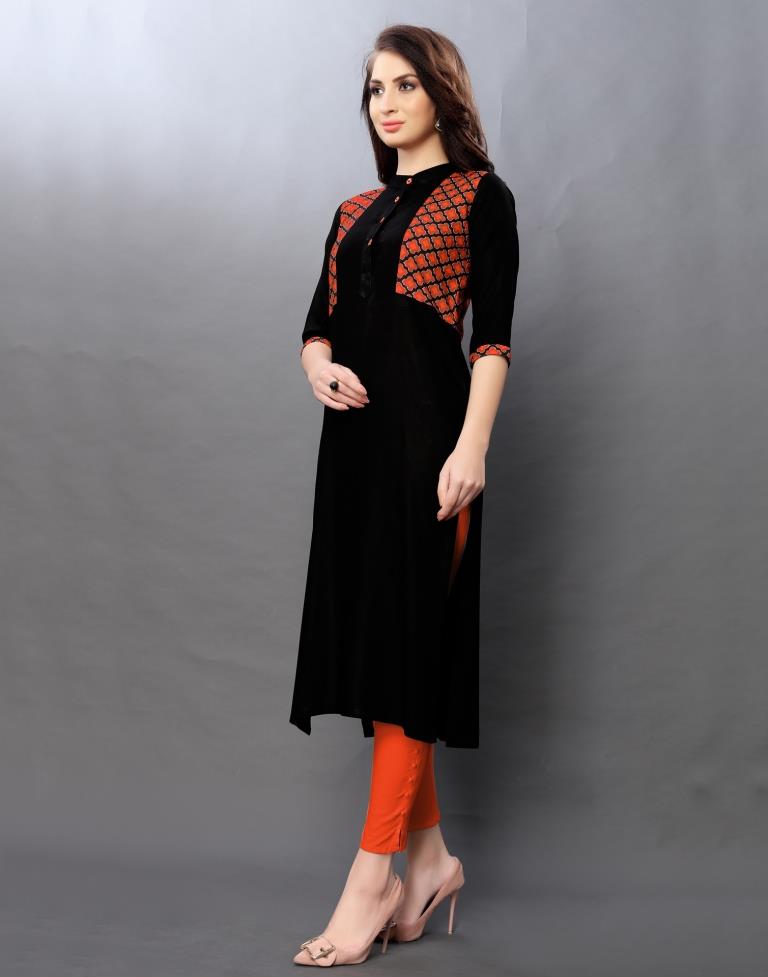 Black Coloured Printed Rayon Kurti | Sudathi