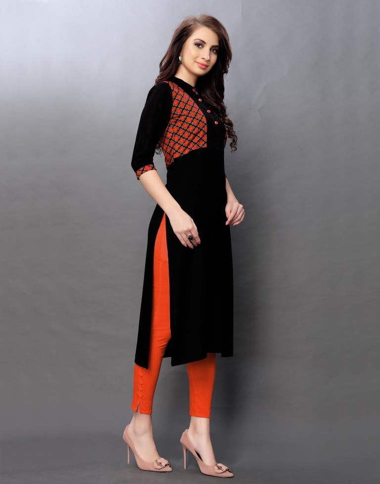 Black Coloured Printed Rayon Kurti | Sudathi