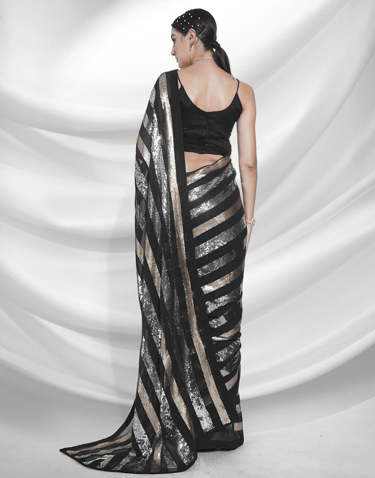 Black Sequence Saree | Leemboodi