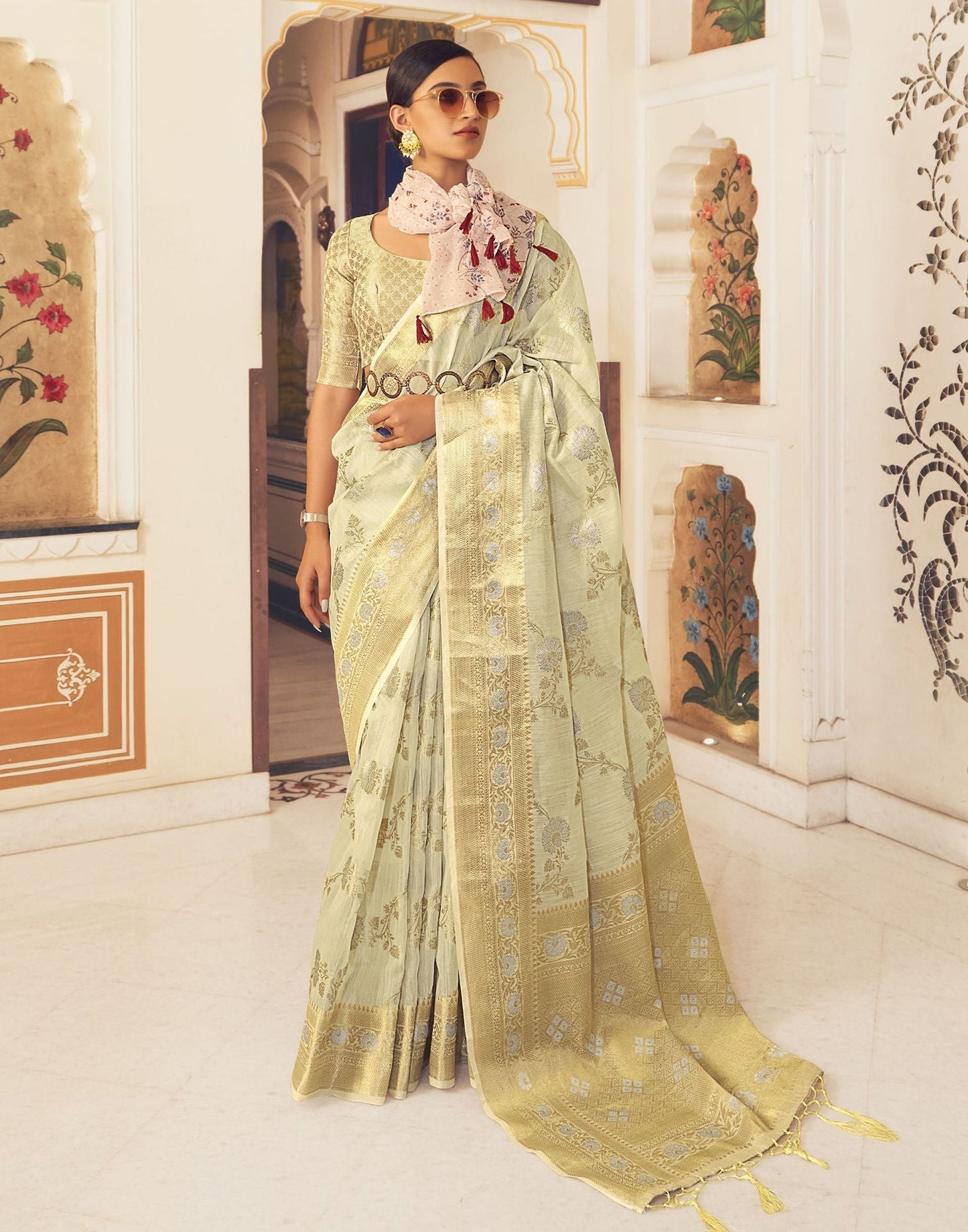 Cream Banarasi Saree | Leemboodi