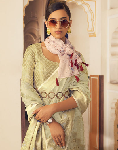 Cream Banarasi Saree | Leemboodi