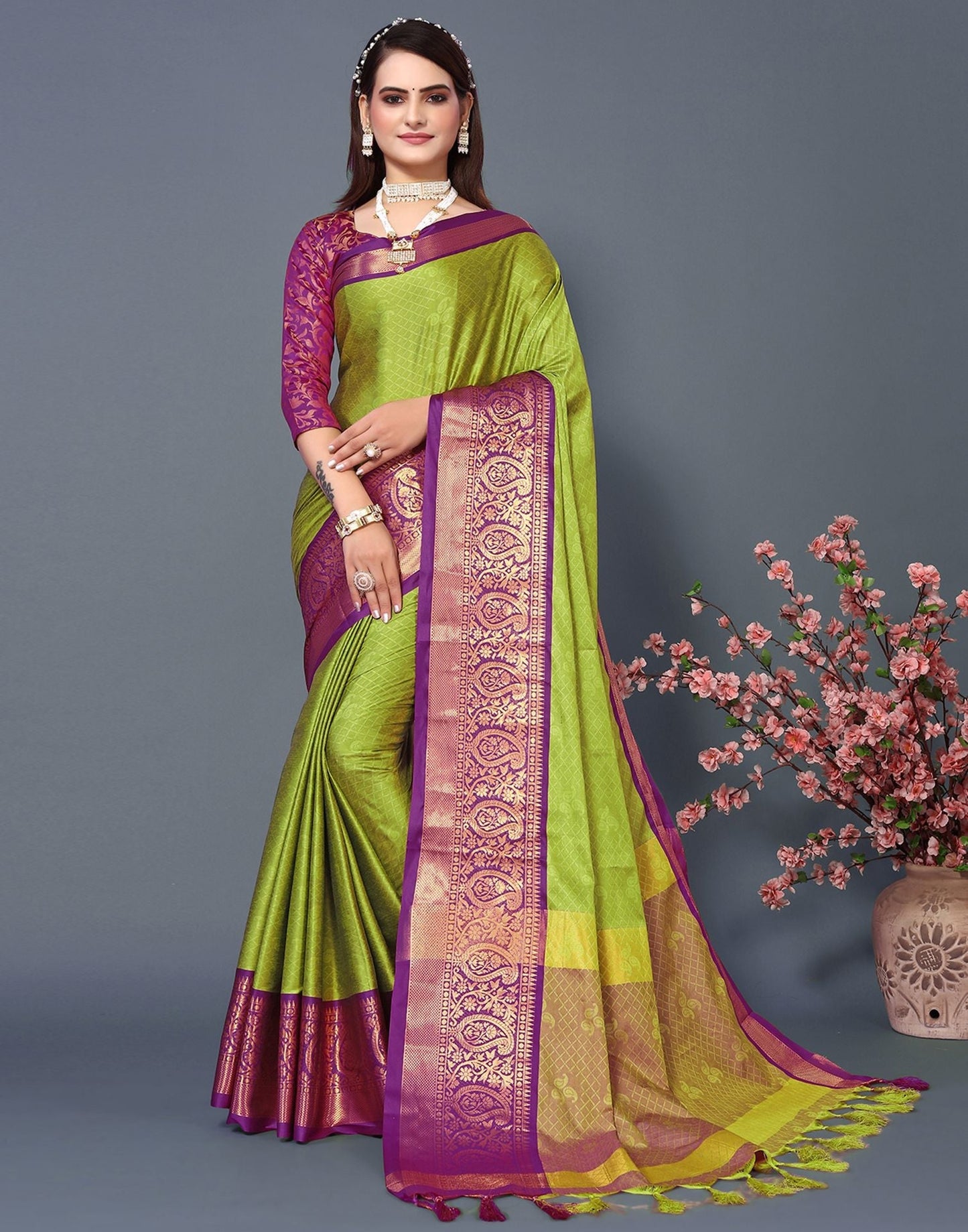 Parrot Green Cotton Saree | Sudathi