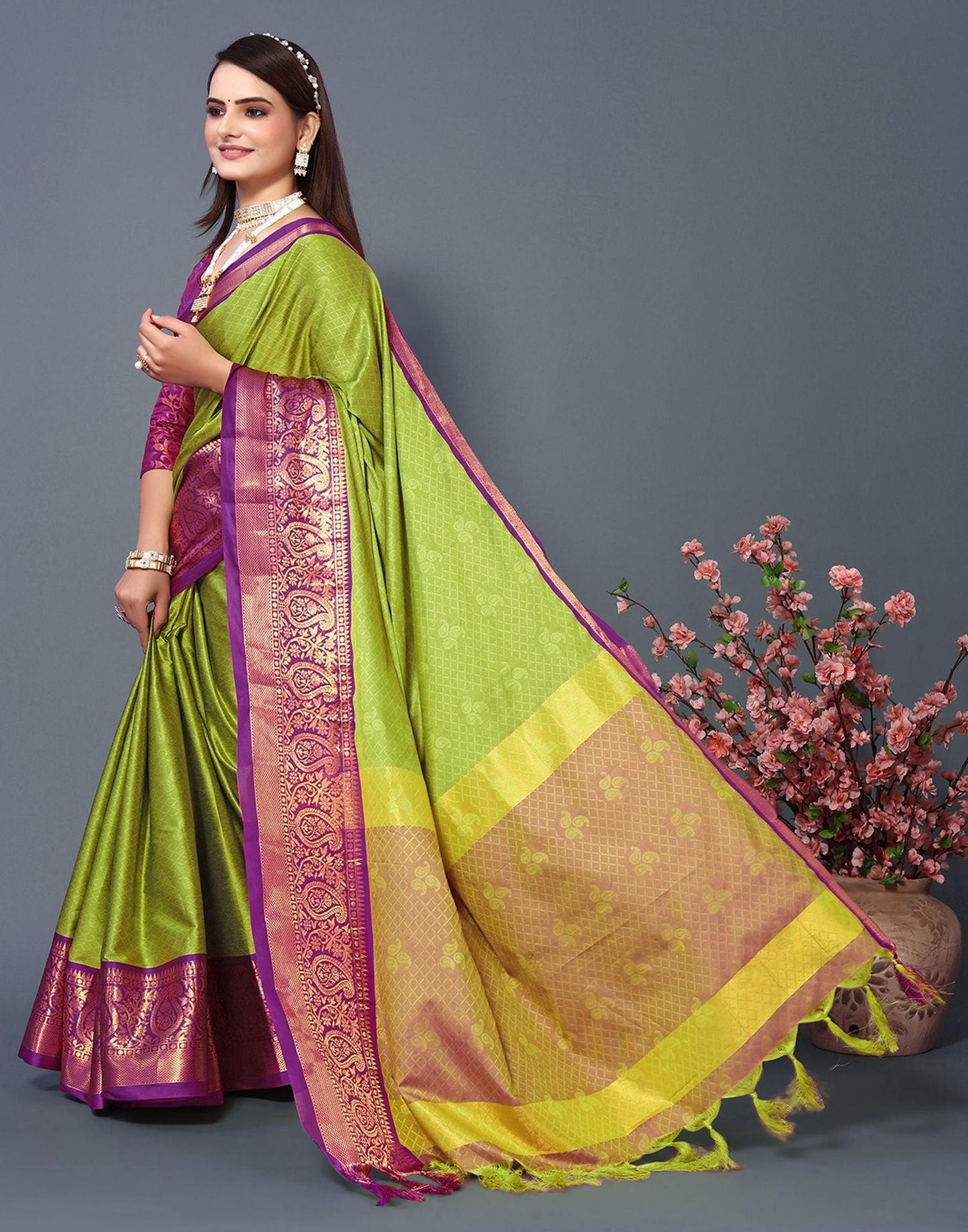 Parrot Green Cotton Saree | Sudathi
