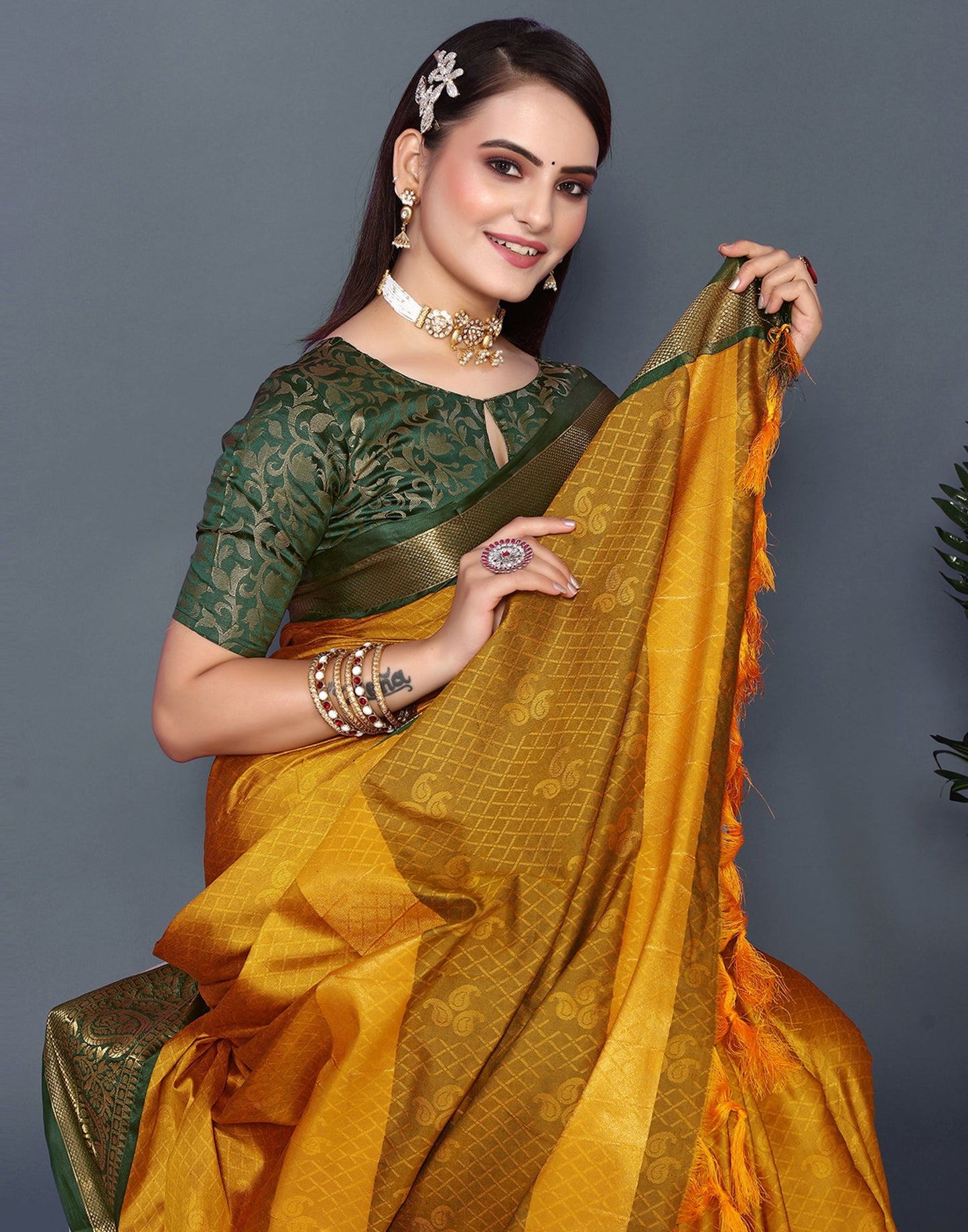 Mustard Yellow Silk Weaving Saree