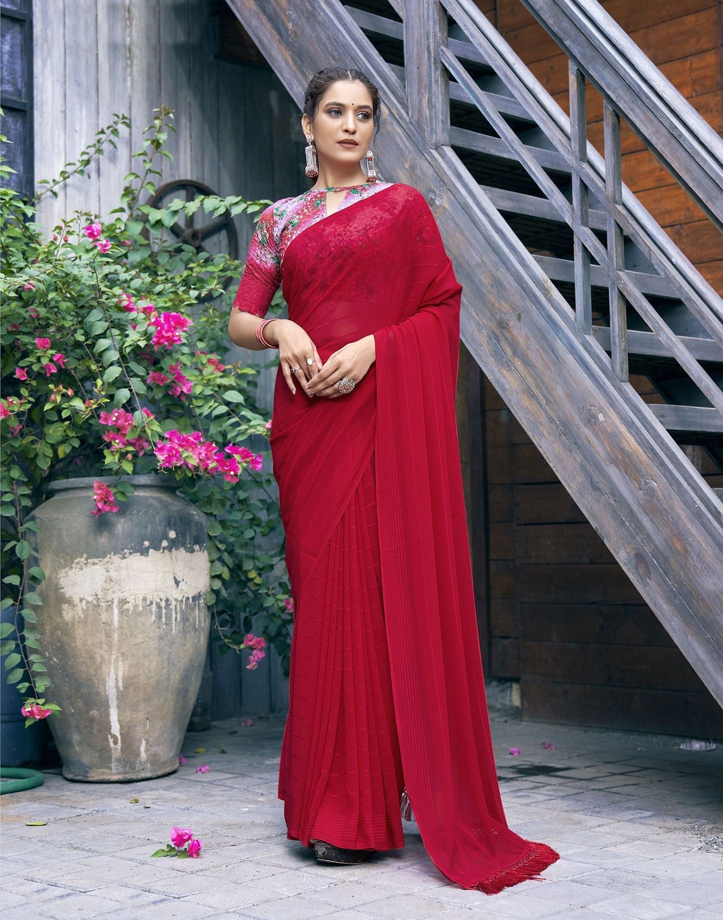 Red Zari Stripe Plain Georgette Saree | Leemboodi
