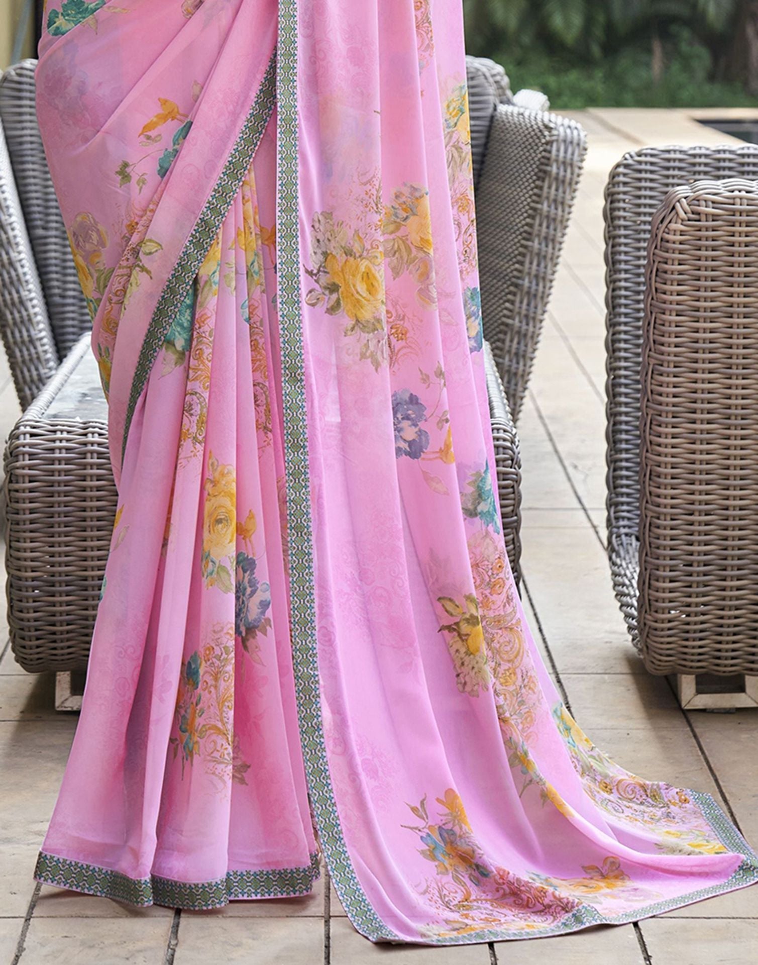 Light Pink Floral Printed Georgette Saree | Leemboodi