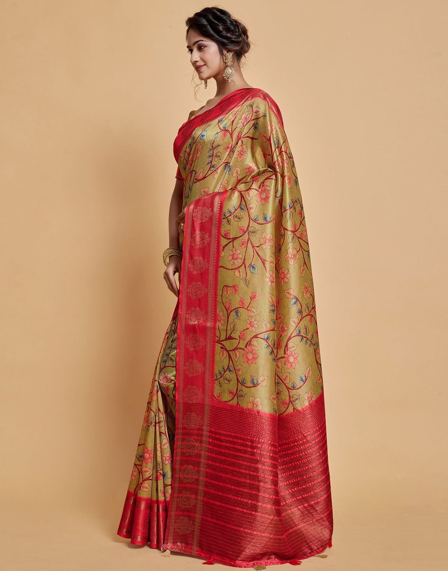 Parrot Green Floral Printed Viscose Silk Saree | Leemboodi