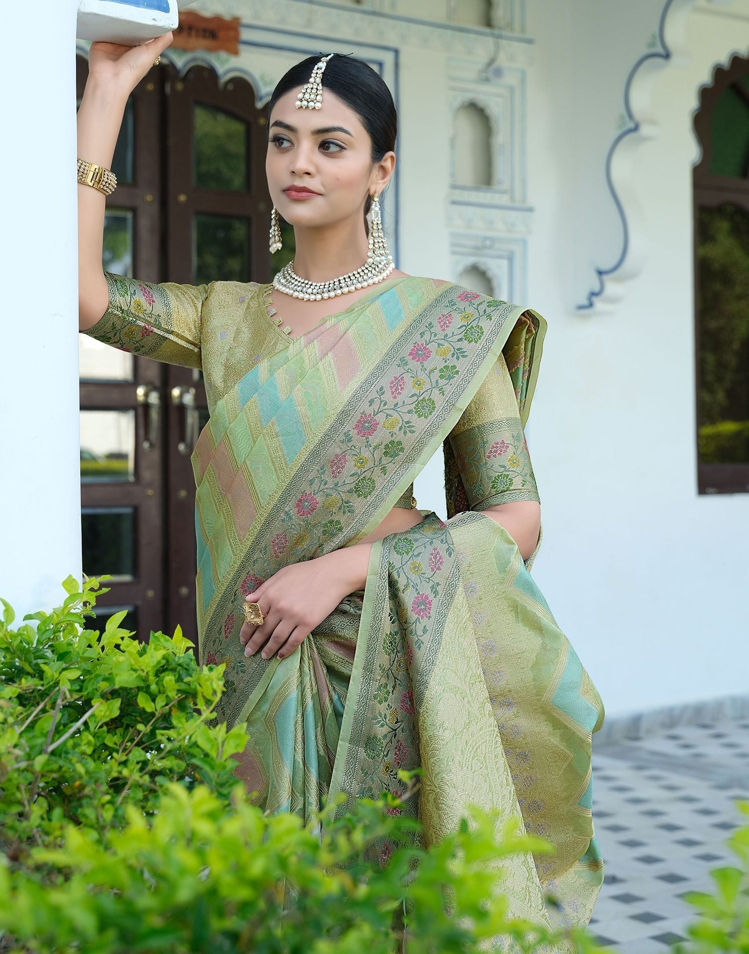 Pista Green Woven Banarasi Organza Saree | Leemboodi