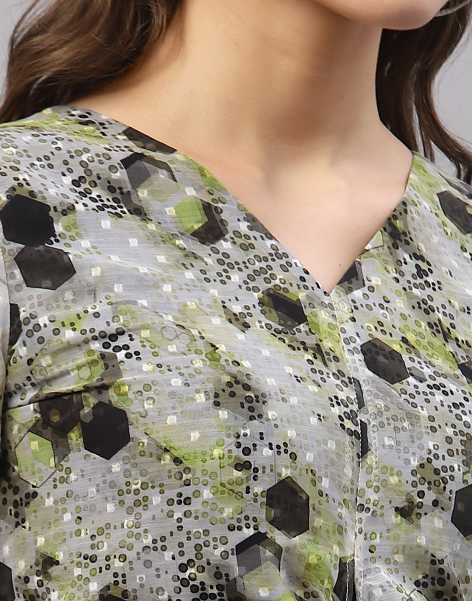 Green And Black Knoted Top | Sudathi