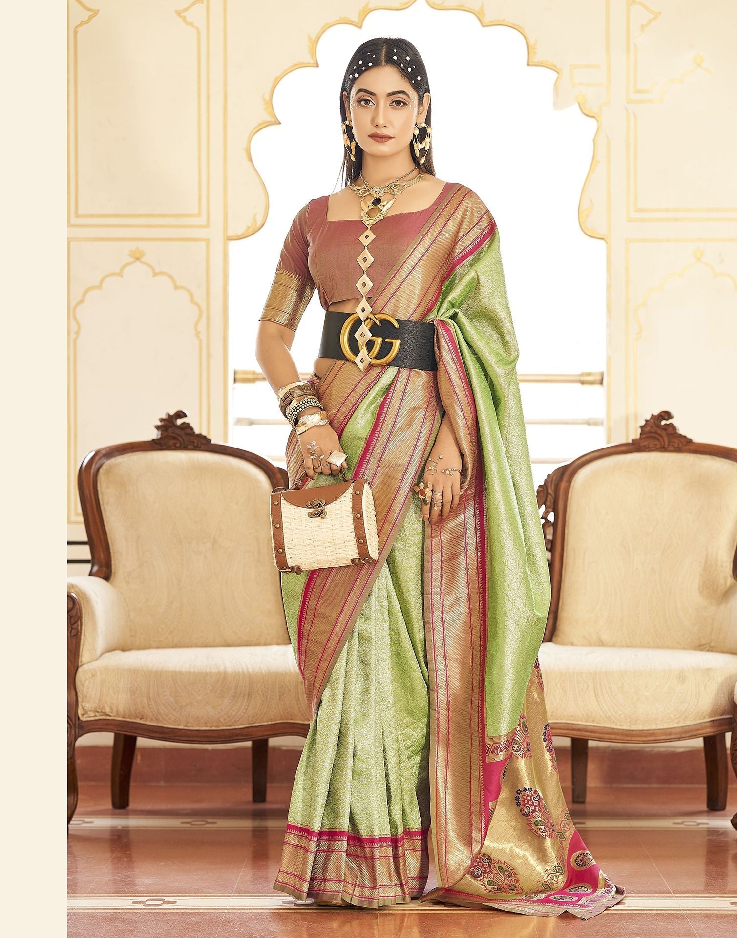 Parrot Green Woven Kanjivaram Silk Saree | Leemboodi
