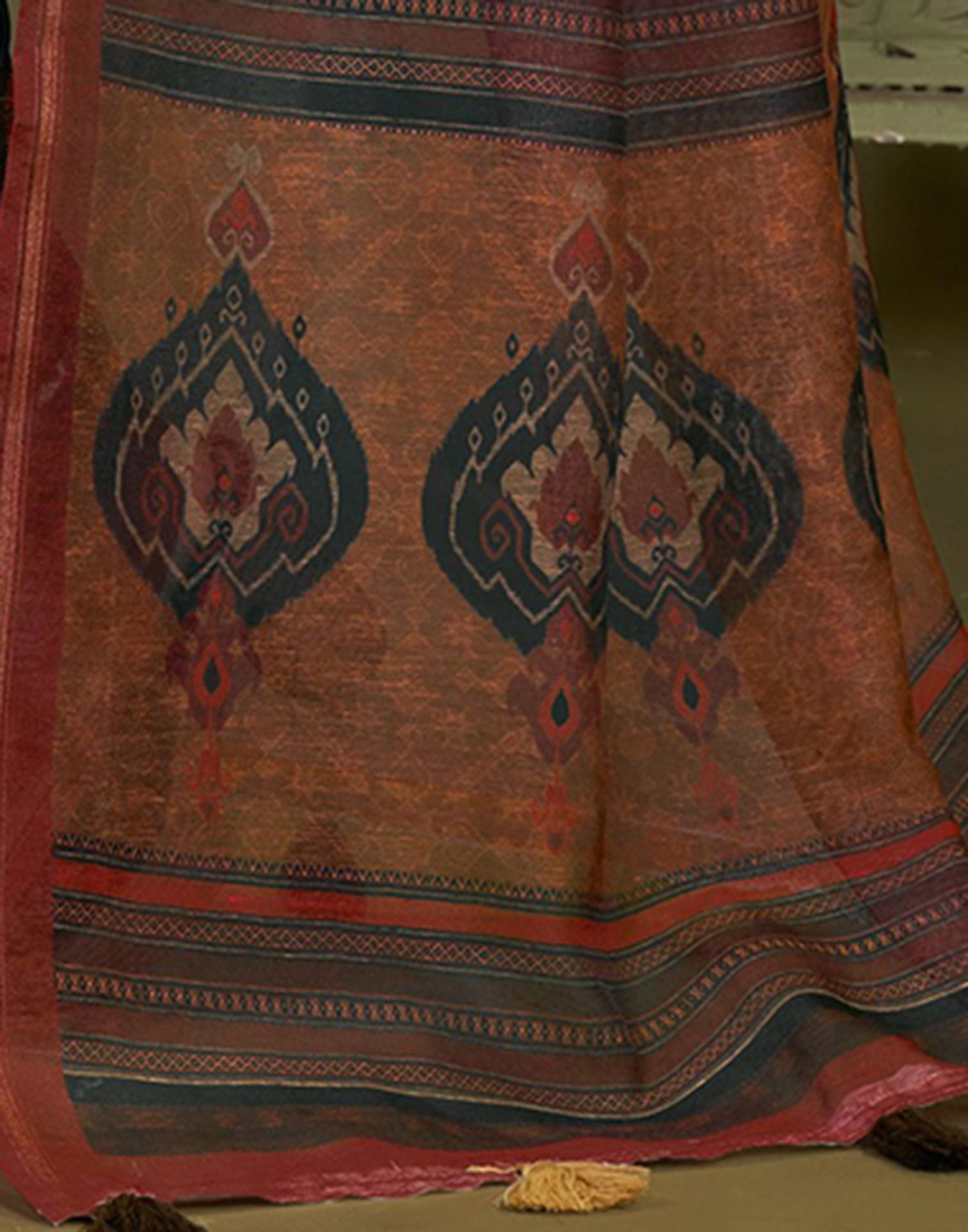 Dark Grey Cotton Digital Printed Saree With Tassel | Leemboodi
