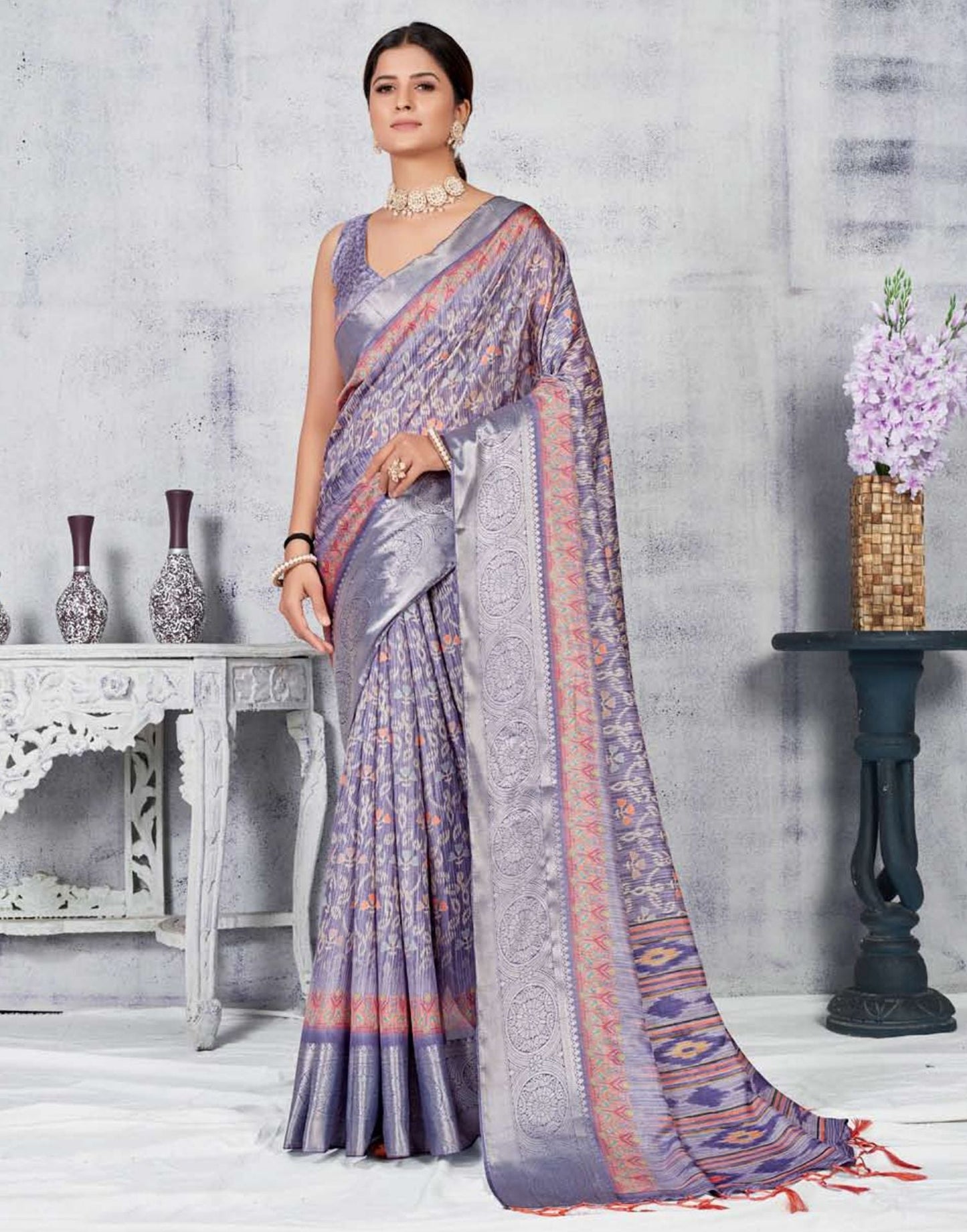 Light Purple Silk Floral Printed Saree With Tassel | Leemboodi