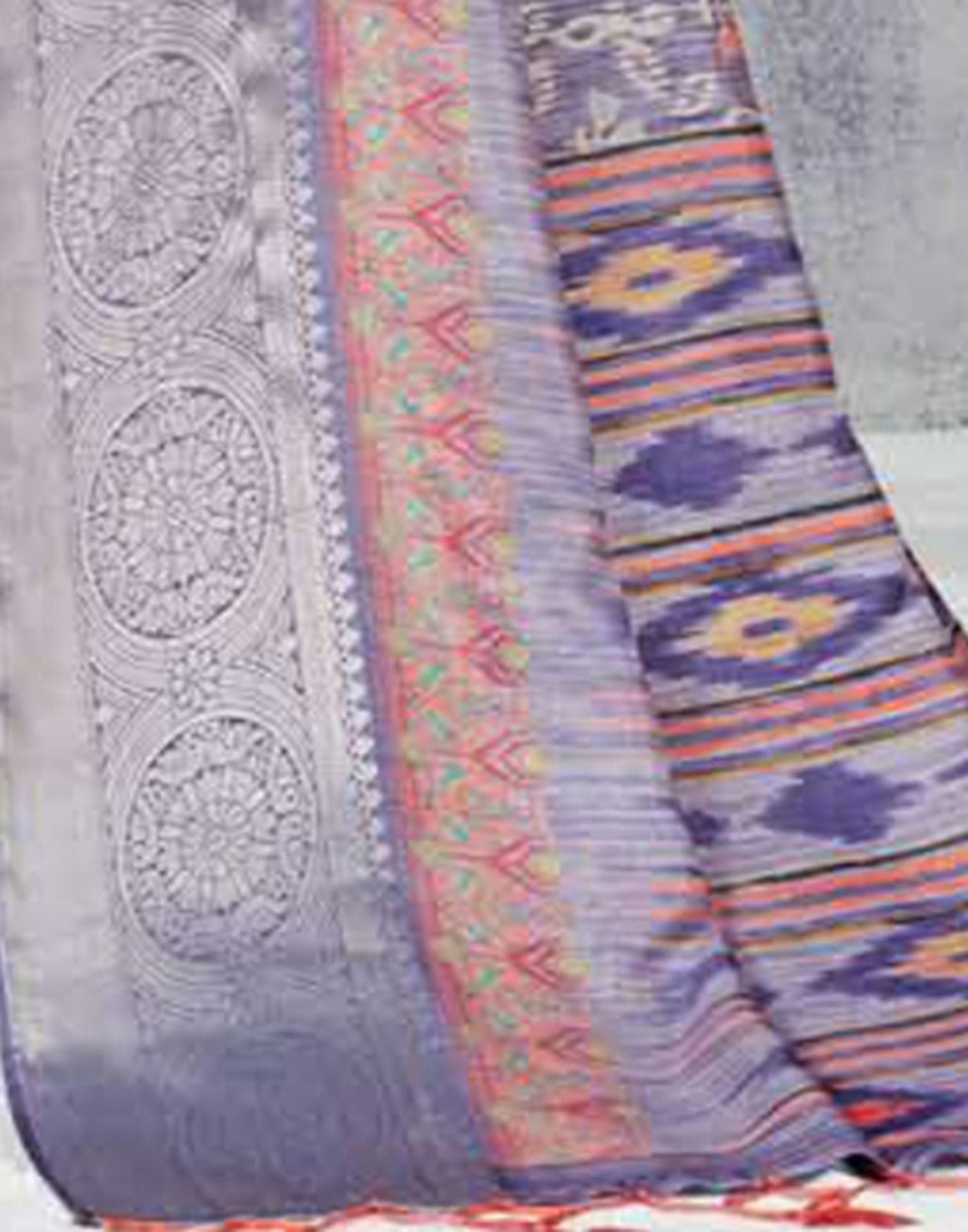 Light Purple Silk Floral Printed Saree With Tassel | Leemboodi