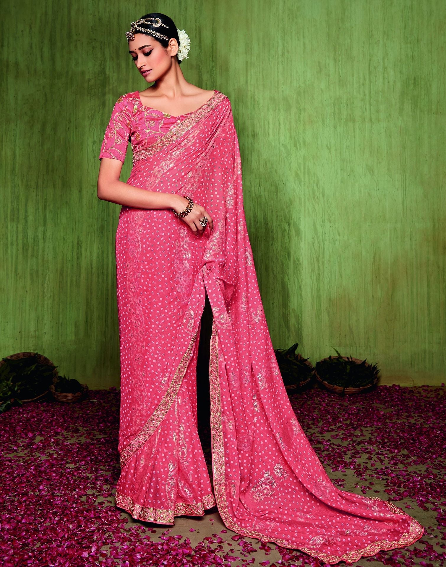 Pink Chiffon Foil Printed Bandhani Saree | Leemboodi