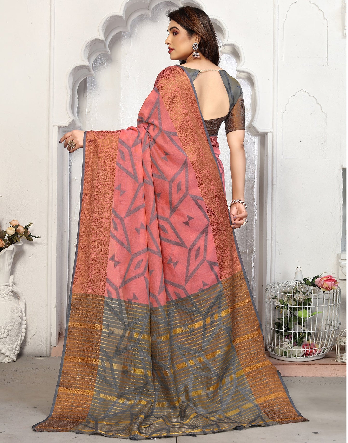 Pink Cotton Weaving Saree