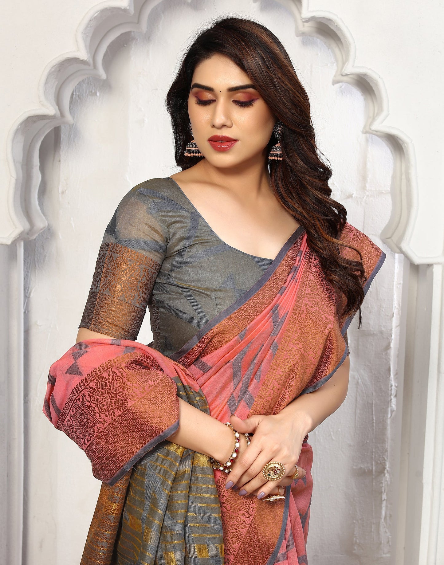 Pink Cotton Weaving Saree