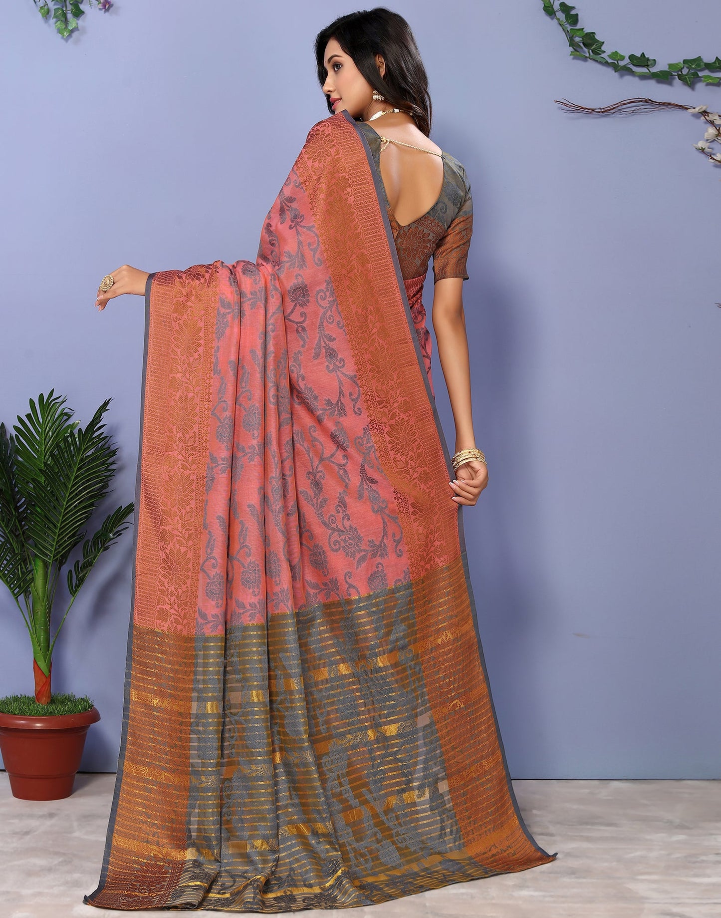 Pink Cotton Weaving Saree