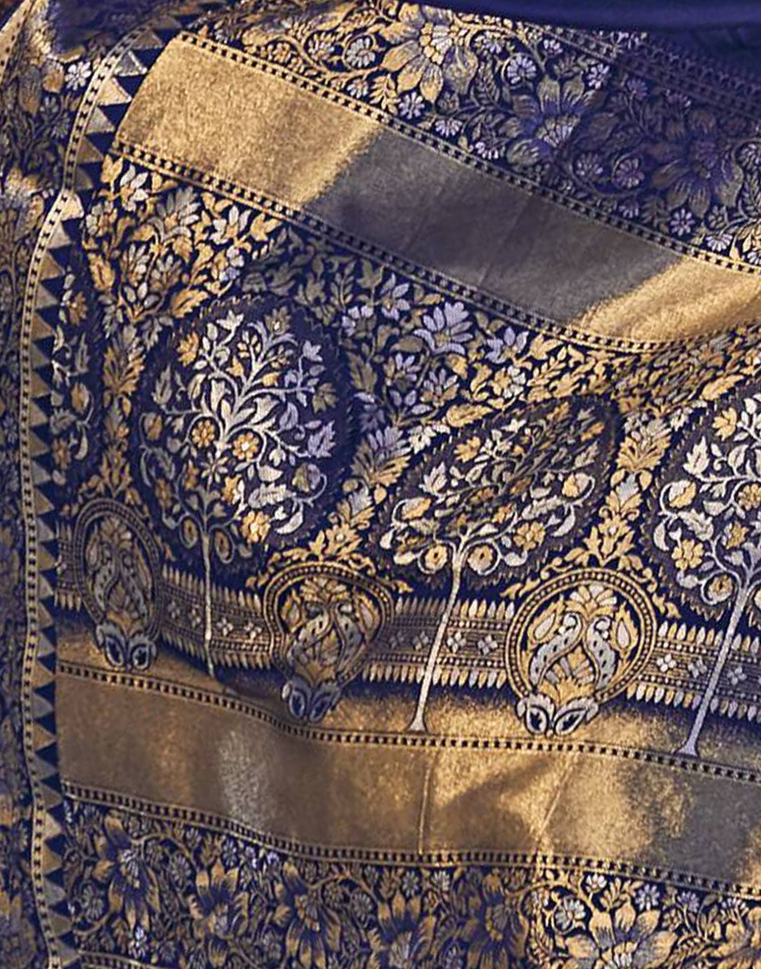 Blue Silk Self Woven Banarasi Saree With Tassel | Leemboodi