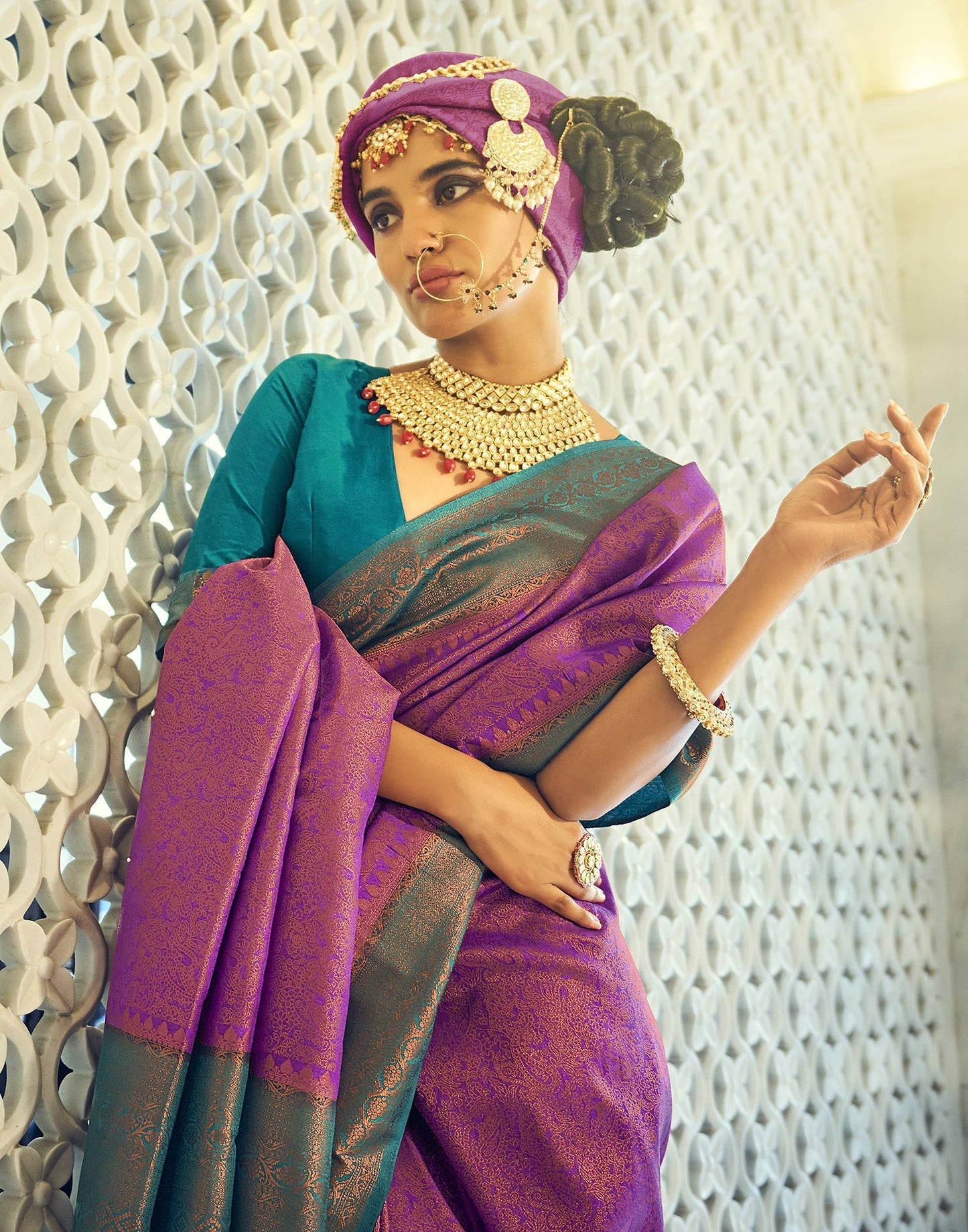 Dark Purple Silk Kanjivaram Weaving Saree With Tassel | Leemboodi
