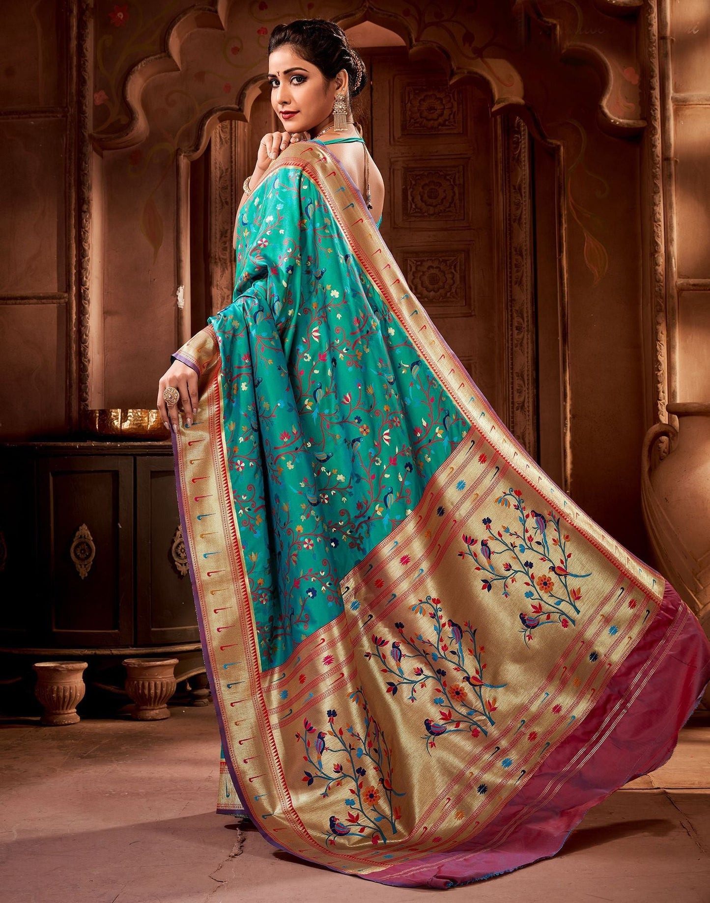 Teal Green Silk Weaving Paithani Saree | Leemboodi