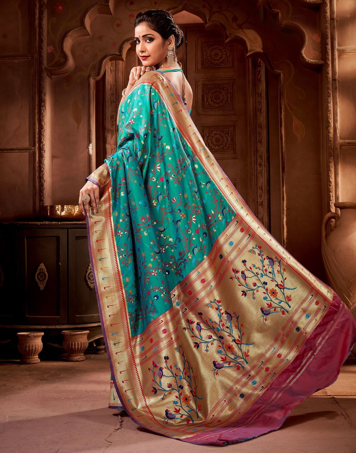 Teal Green Silk Weaving Paithani Saree | Leemboodi