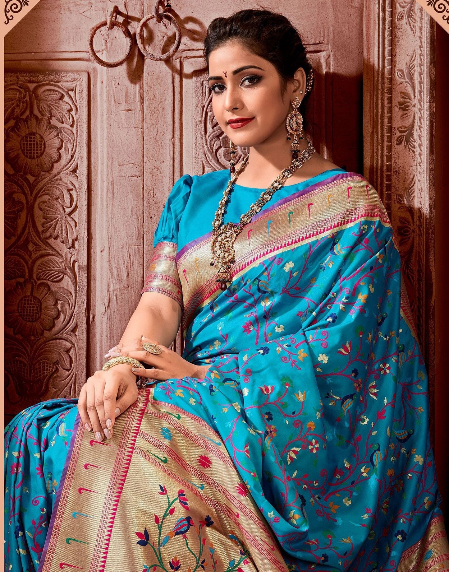 Blue Silk Weaving Paithani Saree | Leemboodi