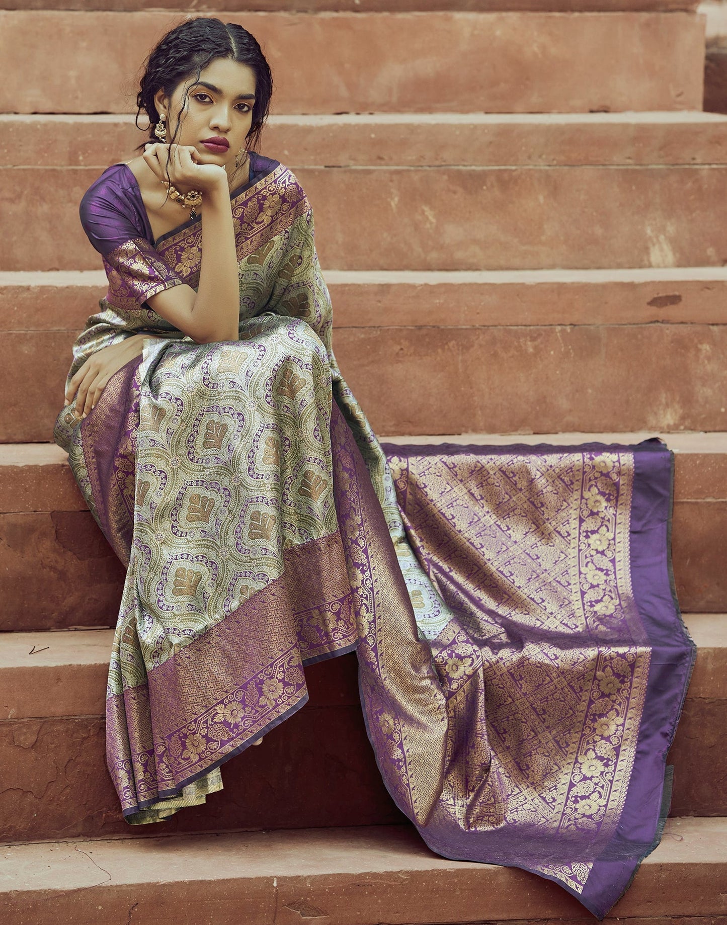 Purple Silk Kanjivaram Weaving Saree | Leemboodi