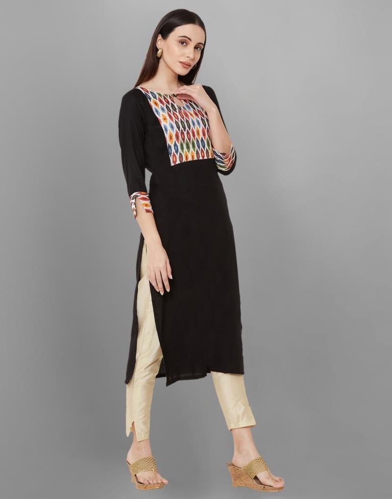 Sensuous Black Coloured Digital Printed Rayon Kurti | Leemboodi