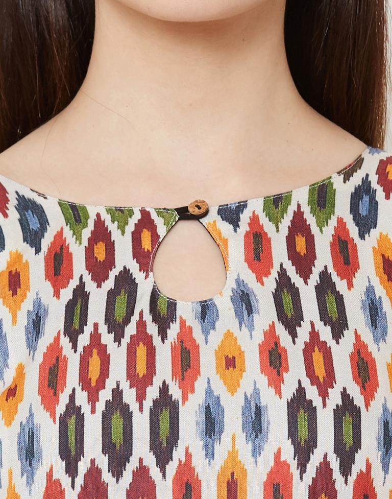 Sensuous Black Coloured Digital Printed Rayon Kurti | Leemboodi