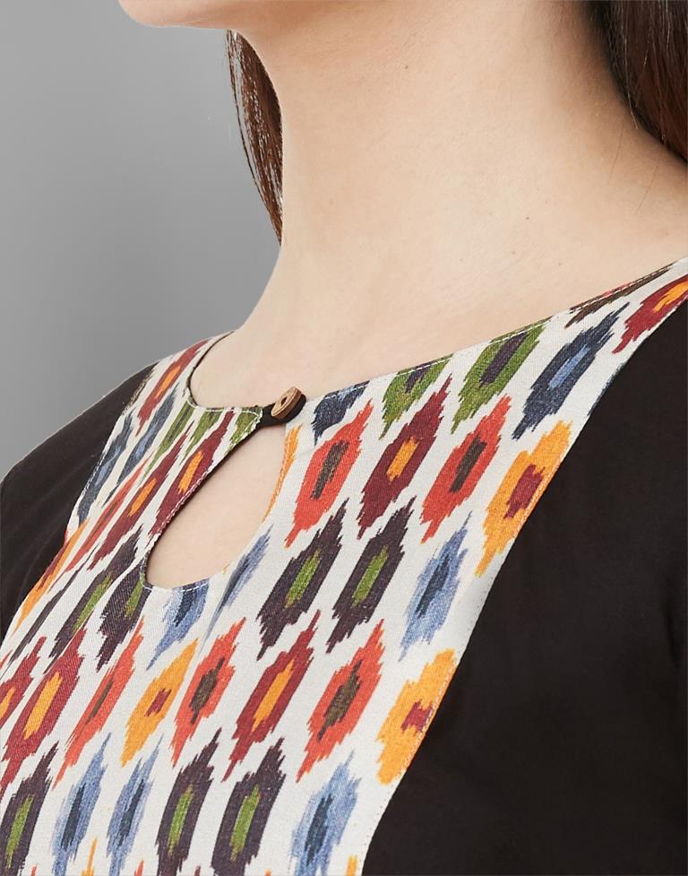 Sensuous Black Coloured Digital Printed Rayon Kurti | Leemboodi