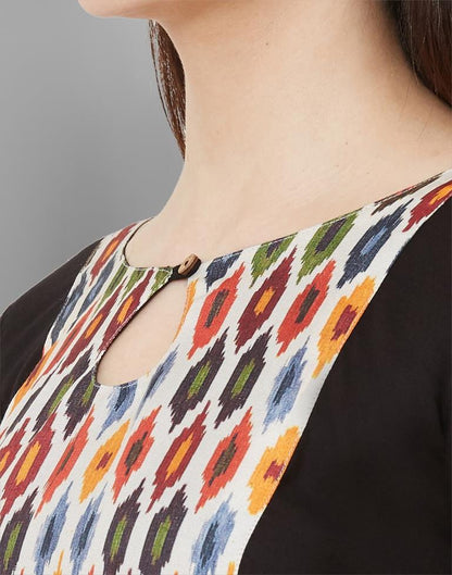 Sensuous Black Coloured Digital Printed Rayon Kurti | Leemboodi