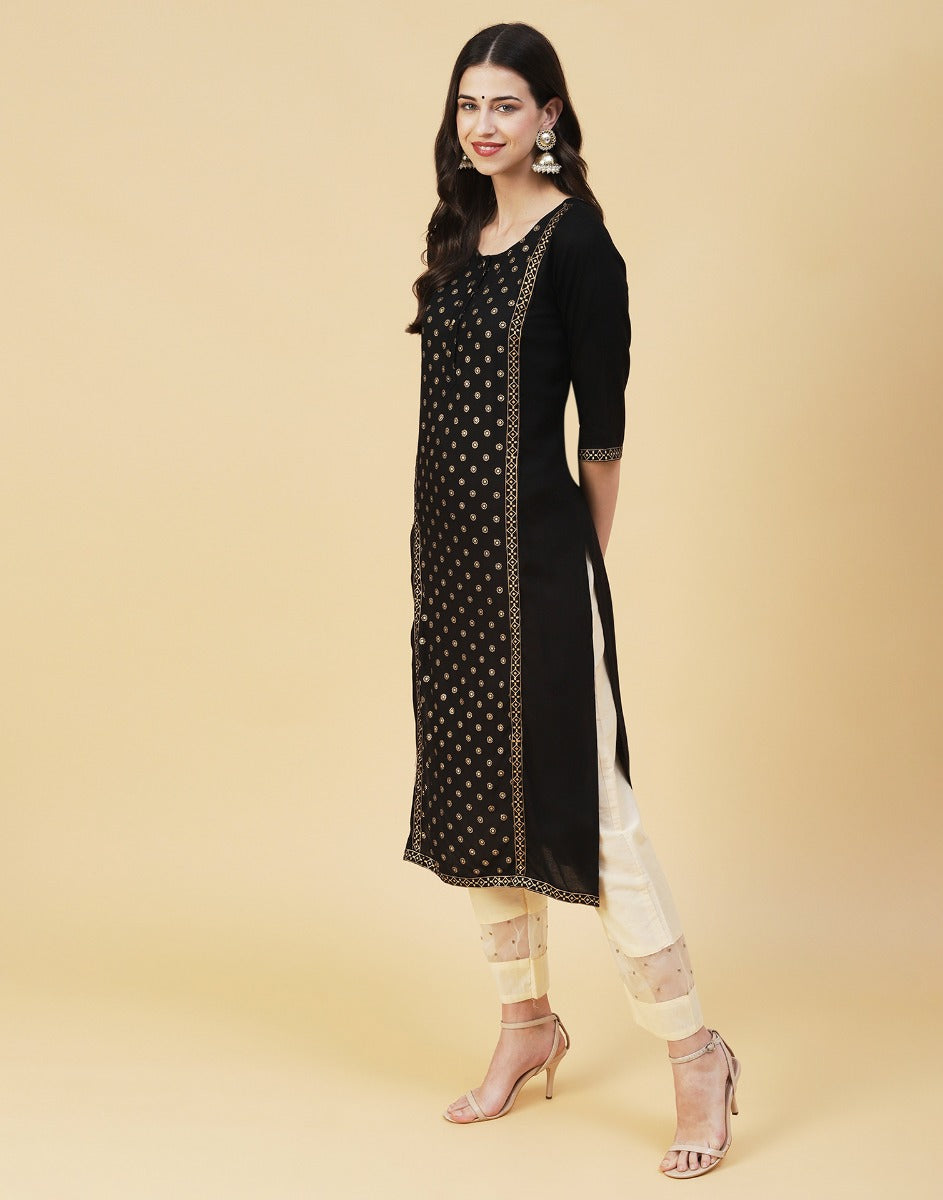 Beauteous Black Printed Kurti | Sudathi